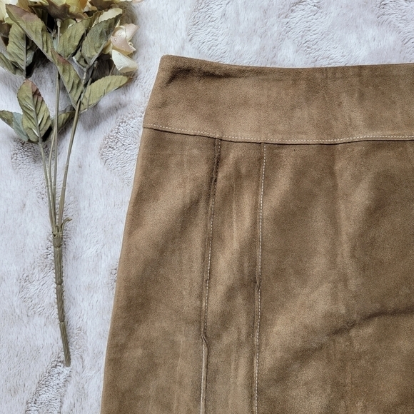 Vtg Ann Taylor Petites 100% Leather Shell Tan A Line Skirt Size 2P - Picture 4 of 11